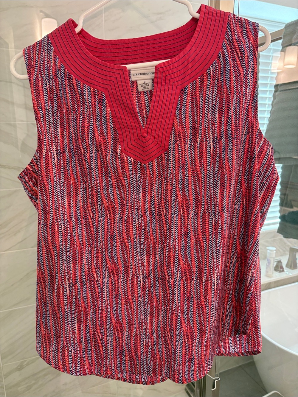 Liz Claiborne Pink Patterned Sleeveless Top